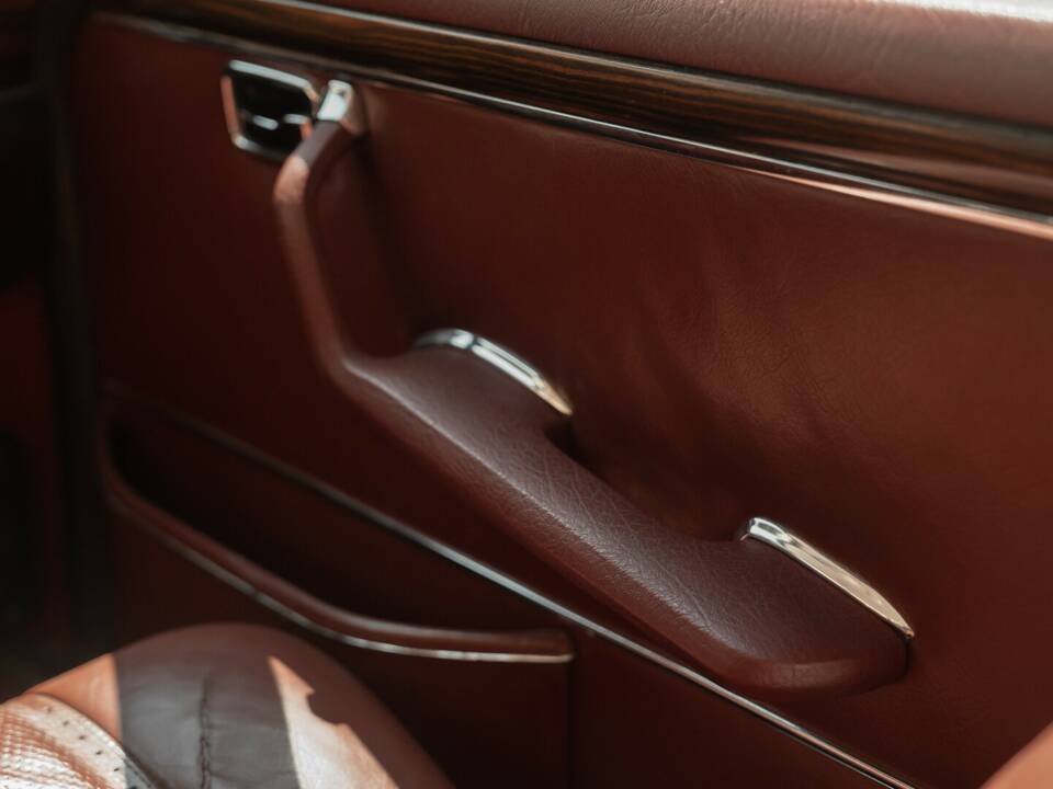 Image 20/34 of Mercedes-Benz 300 SEL 3.5 (1971)