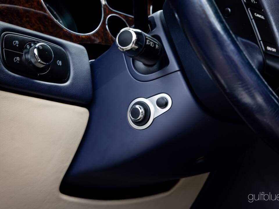 Image 55/75 of Bentley Continental GT (2004)