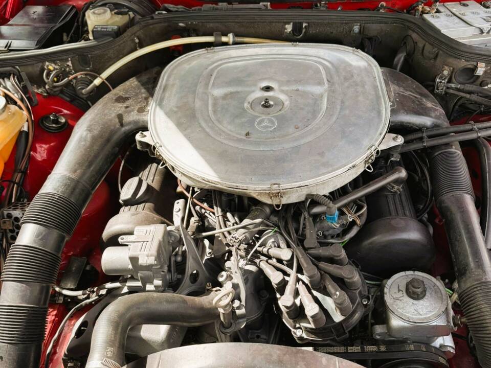 Bild 10/24 von Mercedes-Benz 420 SEC (1989)