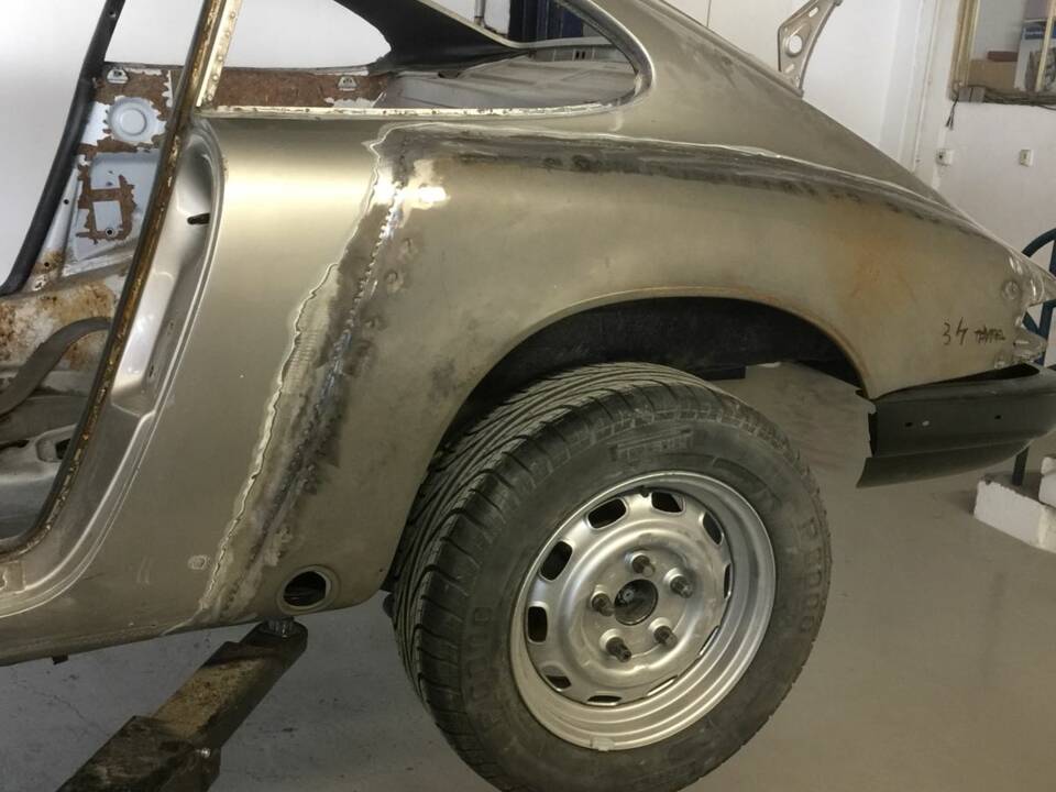 Bild 42/99 von Porsche 911 Carrera 3.2 (1983)