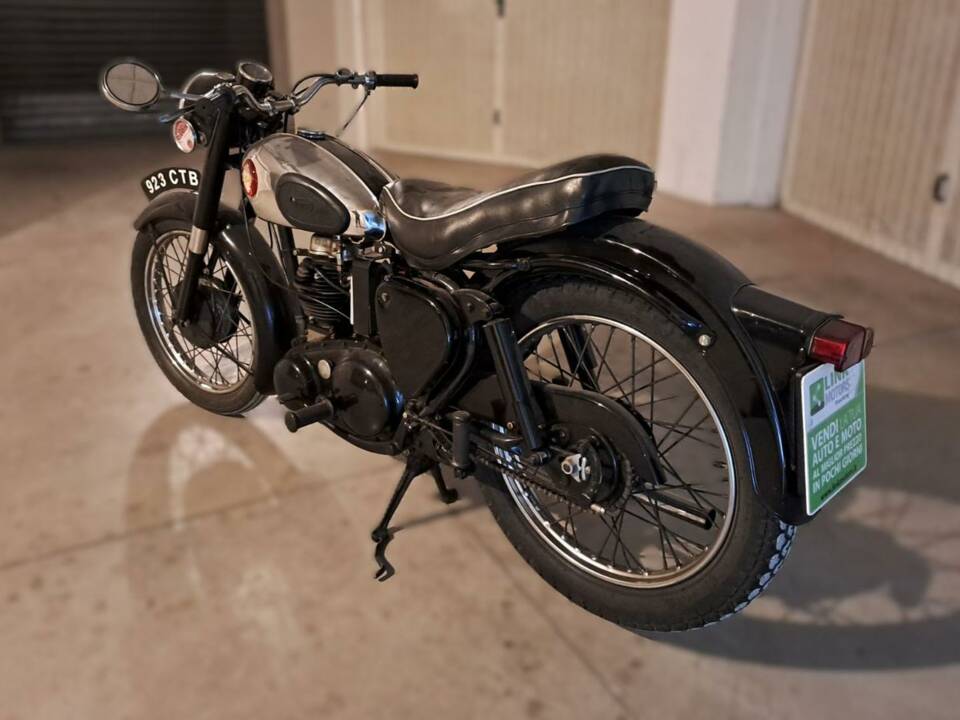 Image 5/24 of BSA C 11, C 12 (1957)