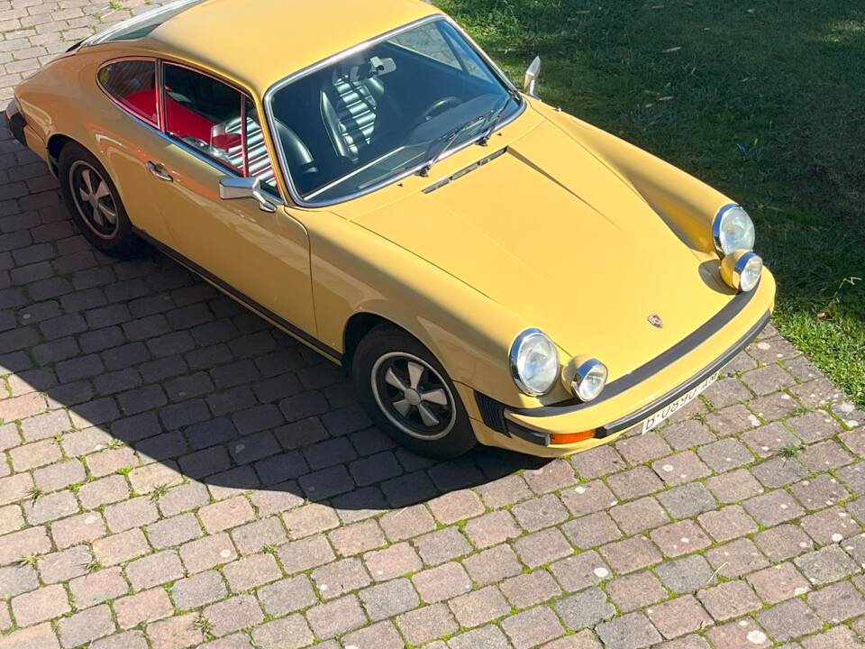 Image 4/77 de Porsche 911 2.7 S (1974)
