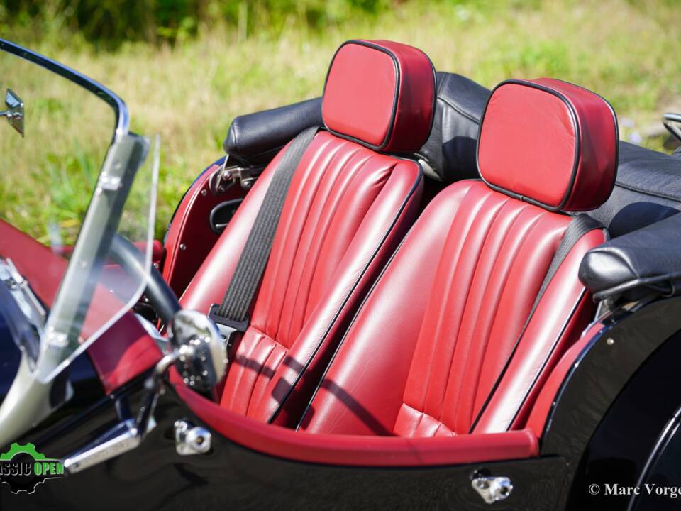 Image 29/51 de Morgan Plus 4 2-Seater (2006)