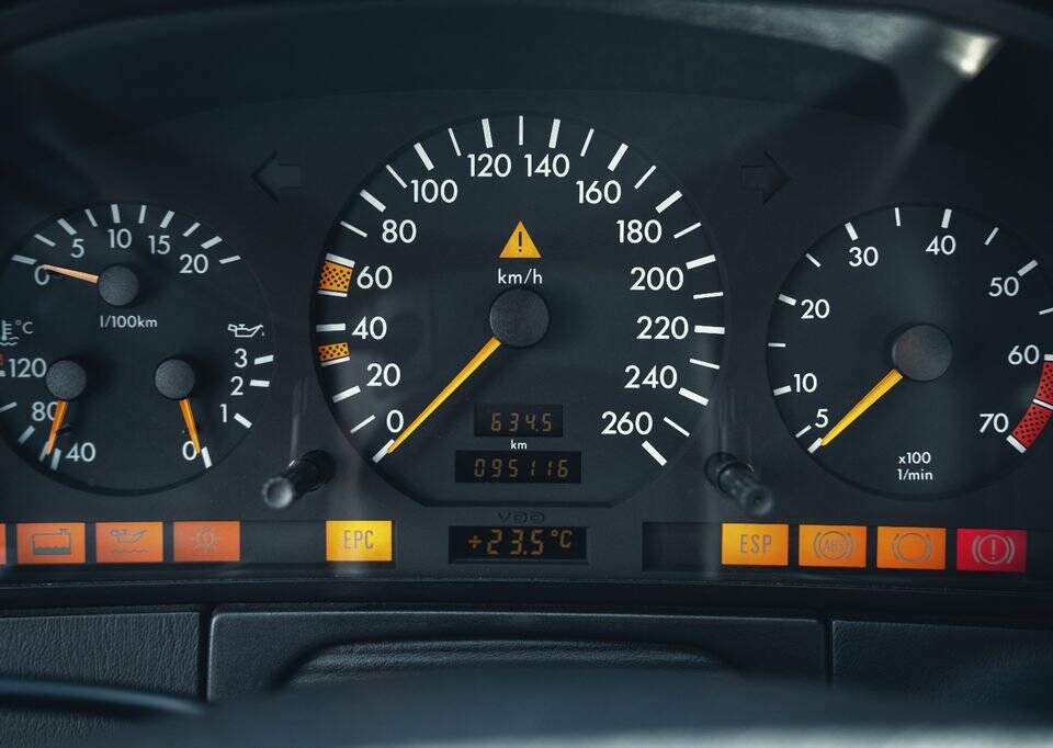 Bild 13/15 von Mercedes-Benz S 600 (1997)