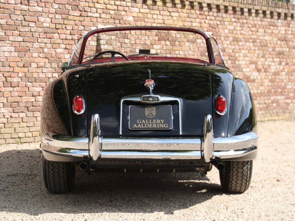 Afbeelding 39/50 van Jaguar XK 150 3.4 S OTS (1958)