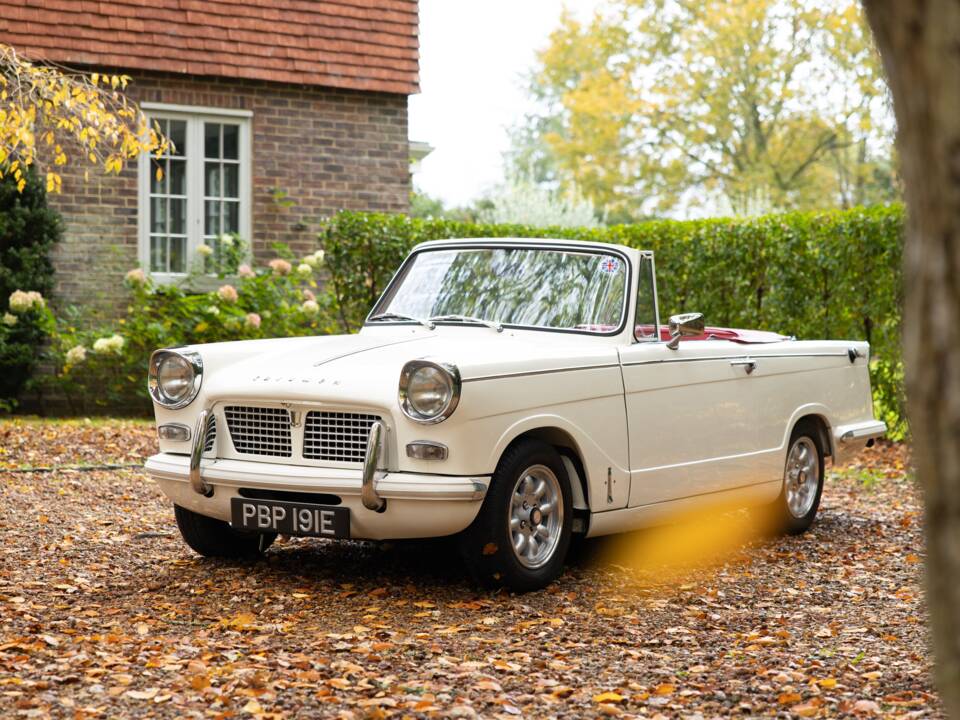 Image 34/50 of Triumph Herald 1200 (1967)