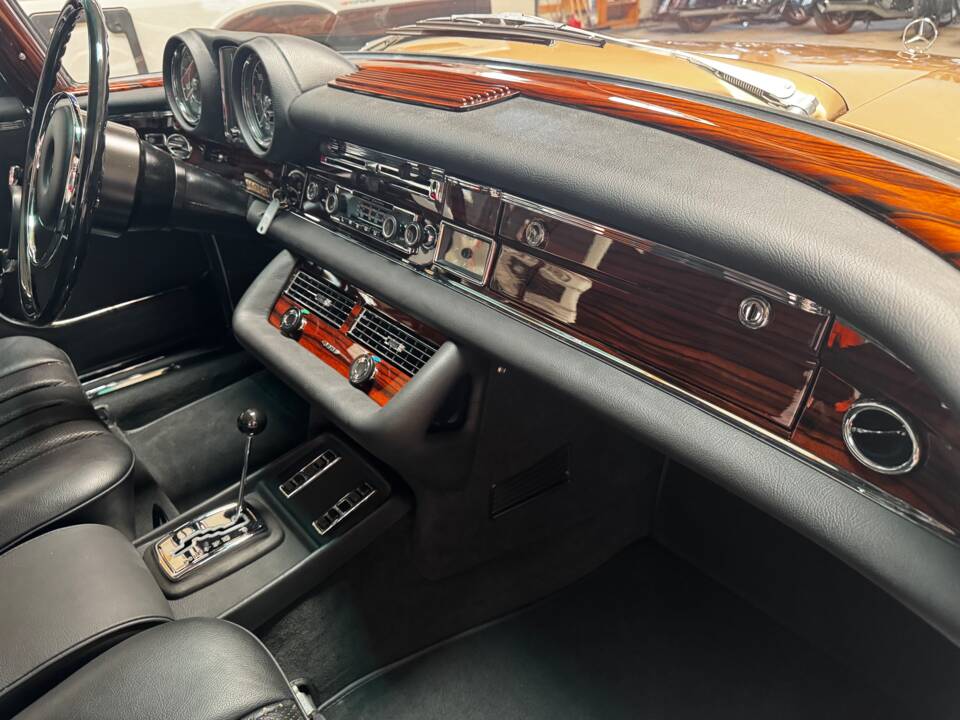 Imagen 18/26 de Mercedes-Benz 280 SE (1969)