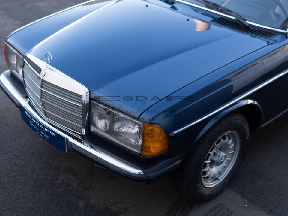 Bild 29/36 von Mercedes-Benz 280 TE (1981)