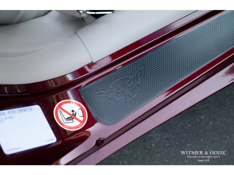 Immagine 29/39 di Chevrolet Corvette (2003)