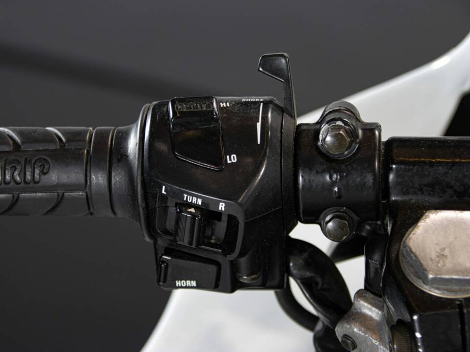 Afbeelding 41/49 van Honda NSR 125 R (1989)