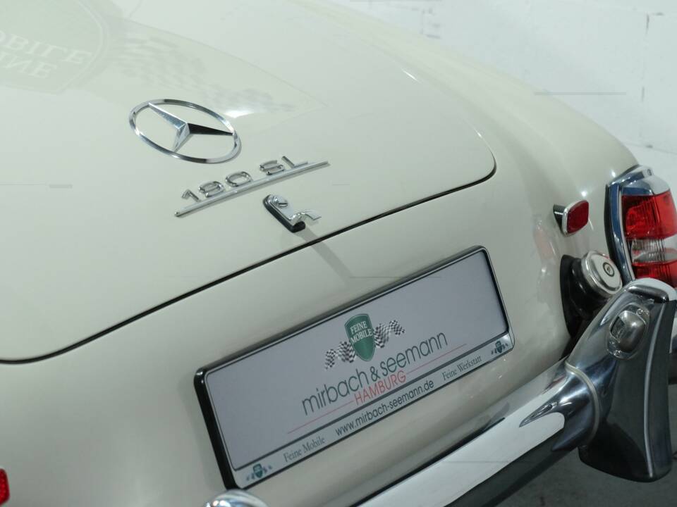 Image 24/31 of Mercedes-Benz 190 SL (1959)
