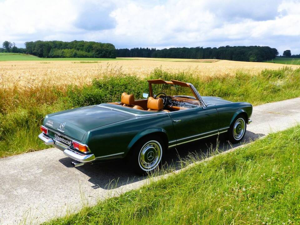 Afbeelding 6/12 van Mercedes-Benz 280 SL (1969)