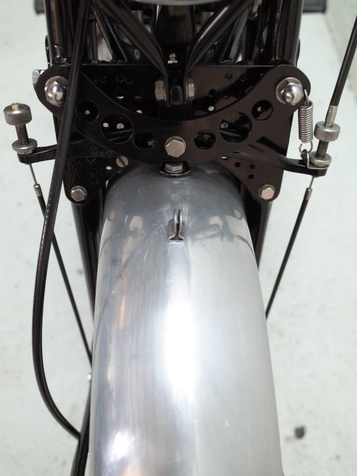 Image 10/30 of Vincent Rapide C (1951)