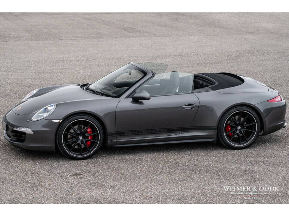 Immagine 17/46 di Porsche 911 Carrera 4S (2014)