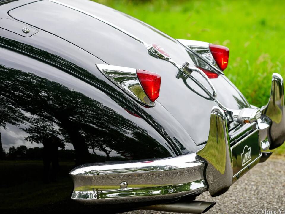 Afbeelding 51/59 van Jaguar XK 140 SE DHC (1955)
