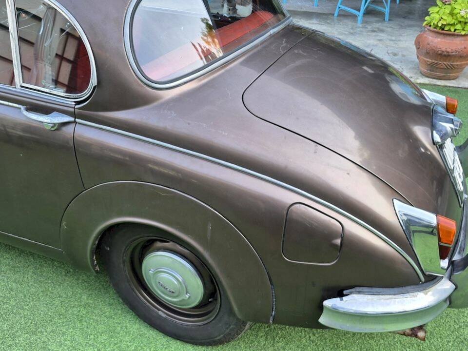 Bild 31/76 von Jaguar Mk II 2.4 (1963)