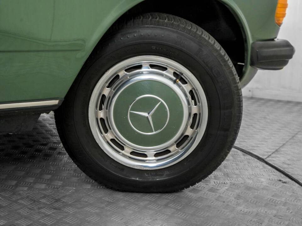 Afbeelding 43/50 van Mercedes-Benz 300 D (1978)
