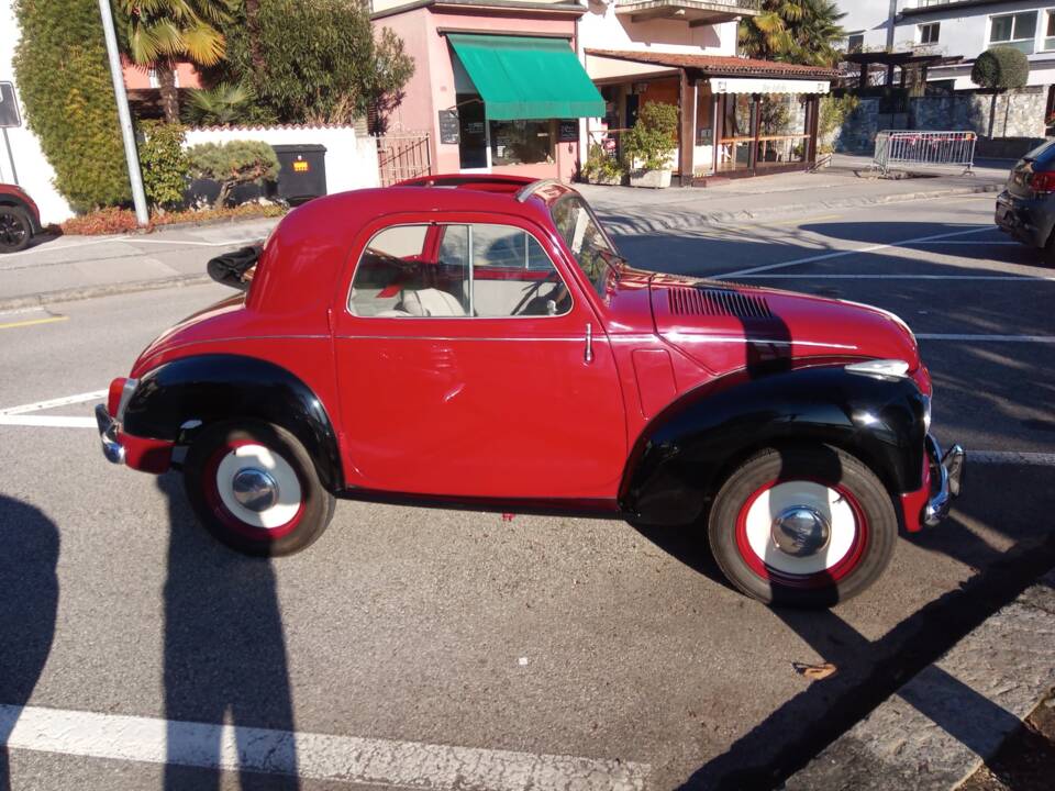 Imagen 3/25 de FIAT 500 C Topolino (1950)