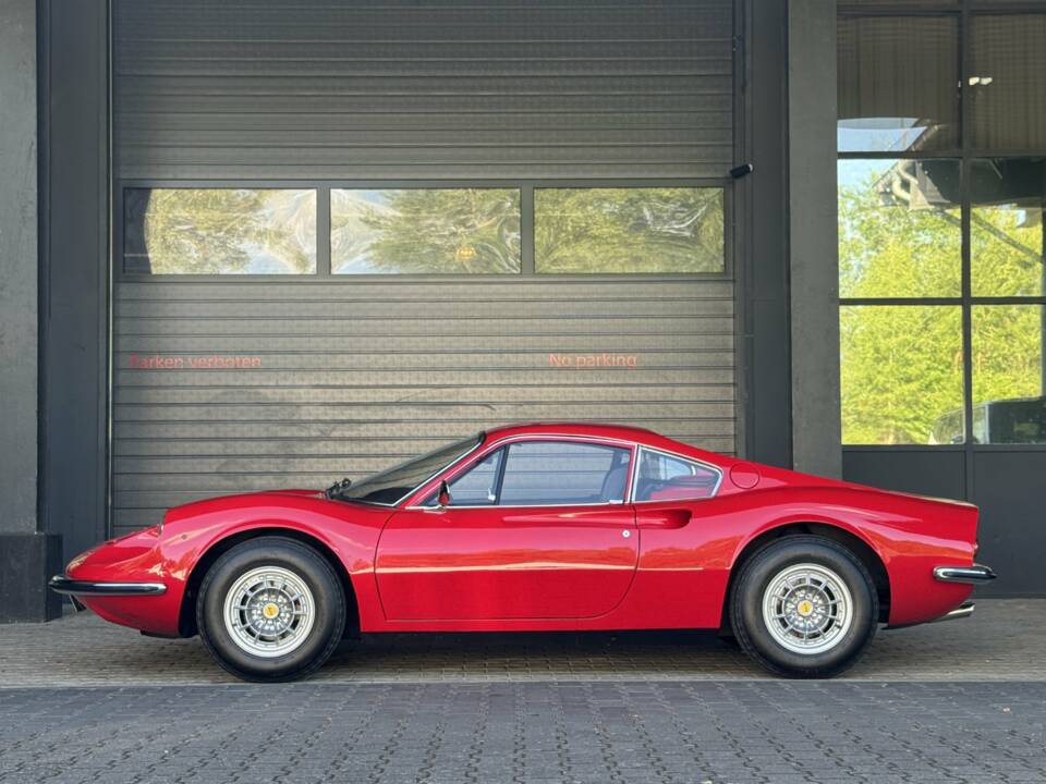 Image 6/35 of Ferrari Dino 246 GT (1968)