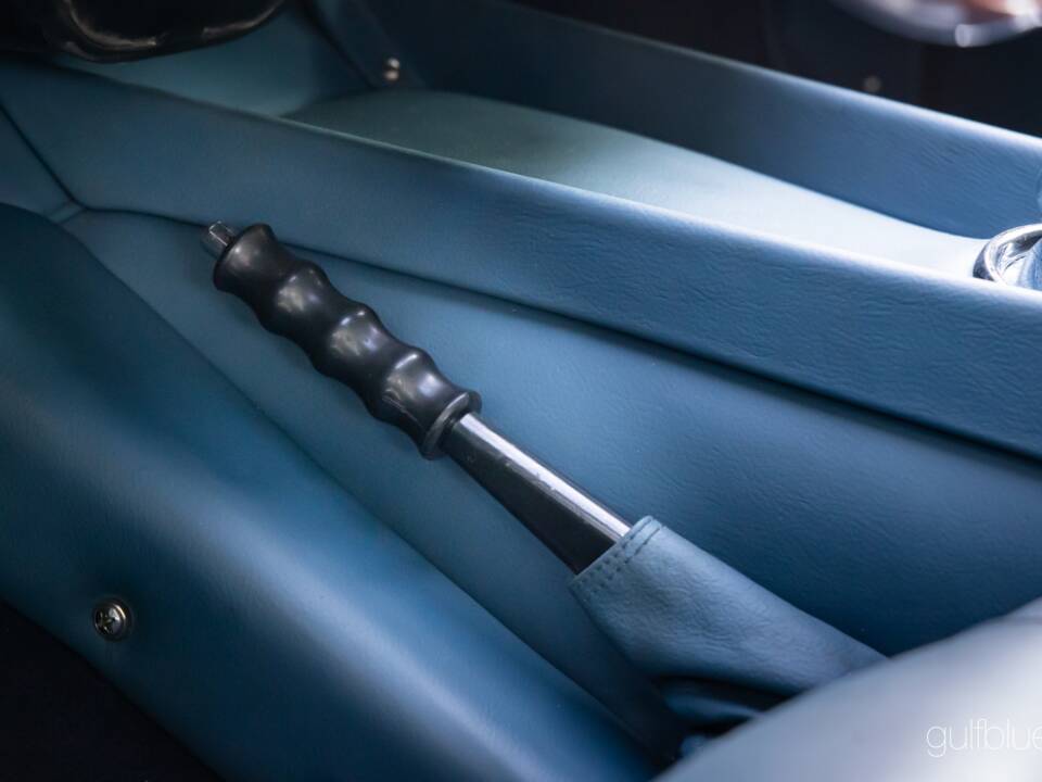 Bild 54/61 von Maserati Mistral 4000 (1968)