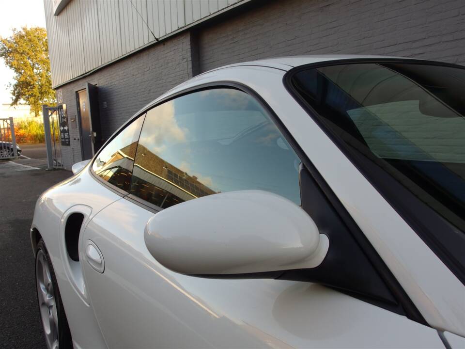 Bild 24/99 von Porsche 911 Turbo (2004)