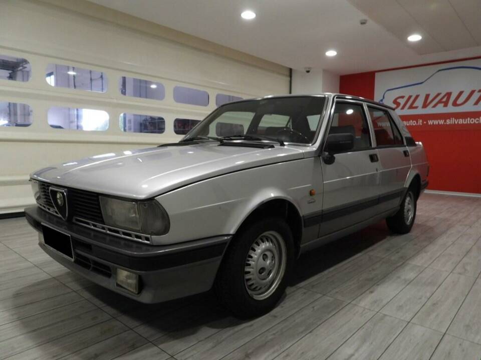 Bild 3/14 von Alfa Romeo Giulietta 2.0 Turbodiesel (1985)