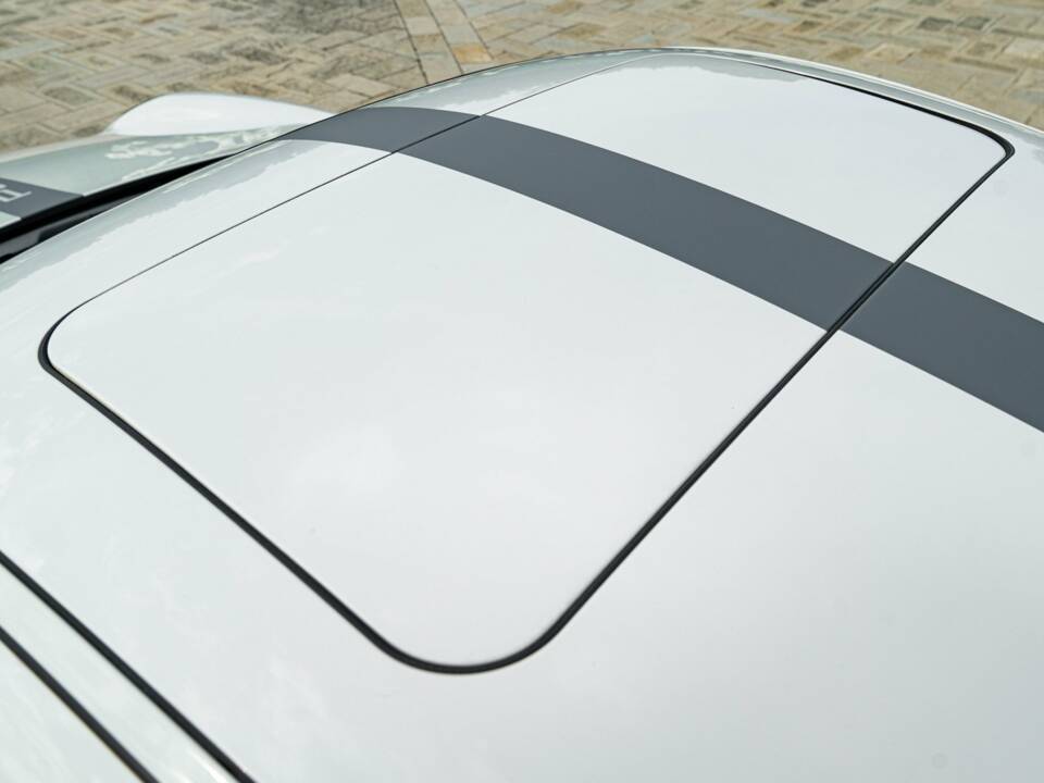Image 21/50 of Porsche 911 Carrera (2009)