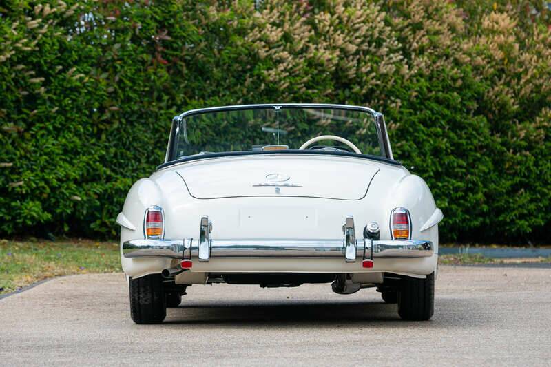Imagen 7/38 de Mercedes-Benz 190 SL (1900)