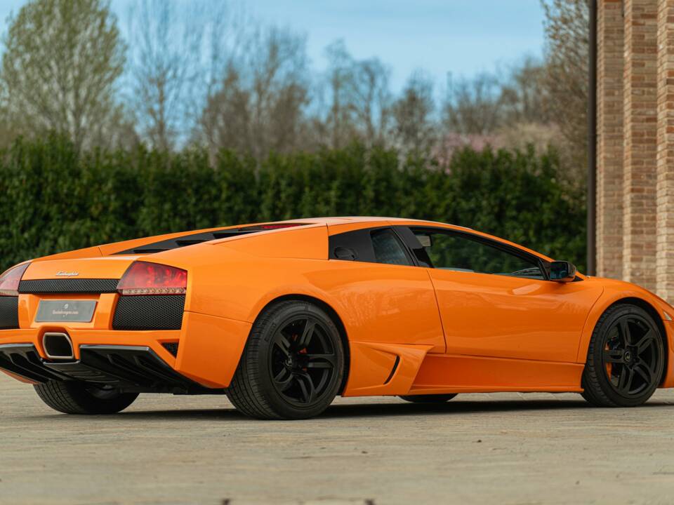 Image 28/50 of Lamborghini Murciélago (2003)