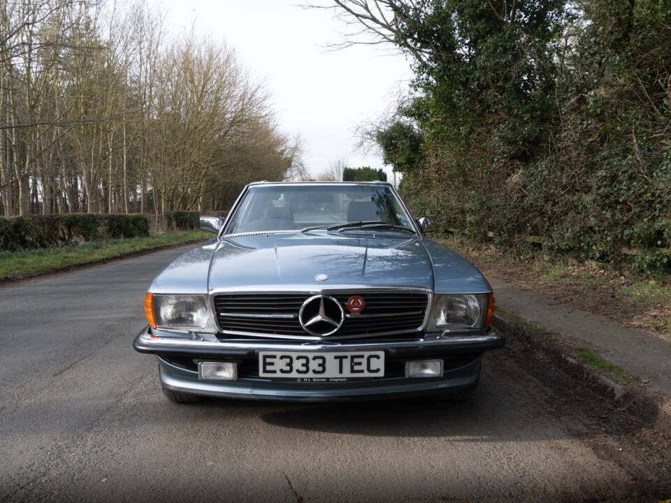 Immagine 16/27 di Mercedes-Benz 300 SL (1987)