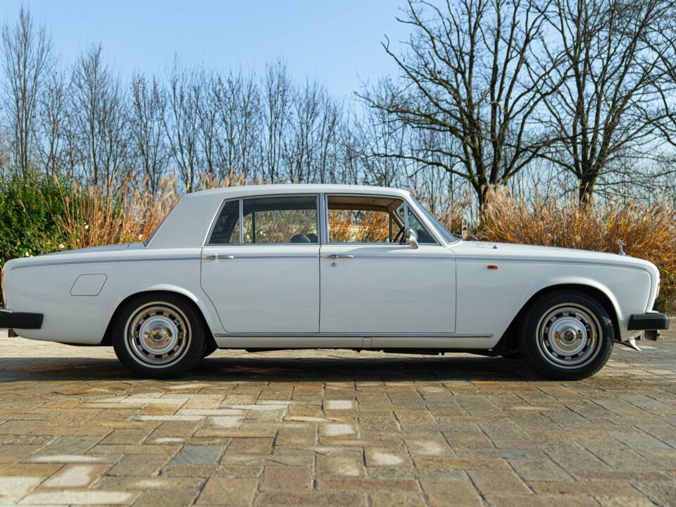 Image 5/50 of Rolls-Royce Silver Shadow II (1979)