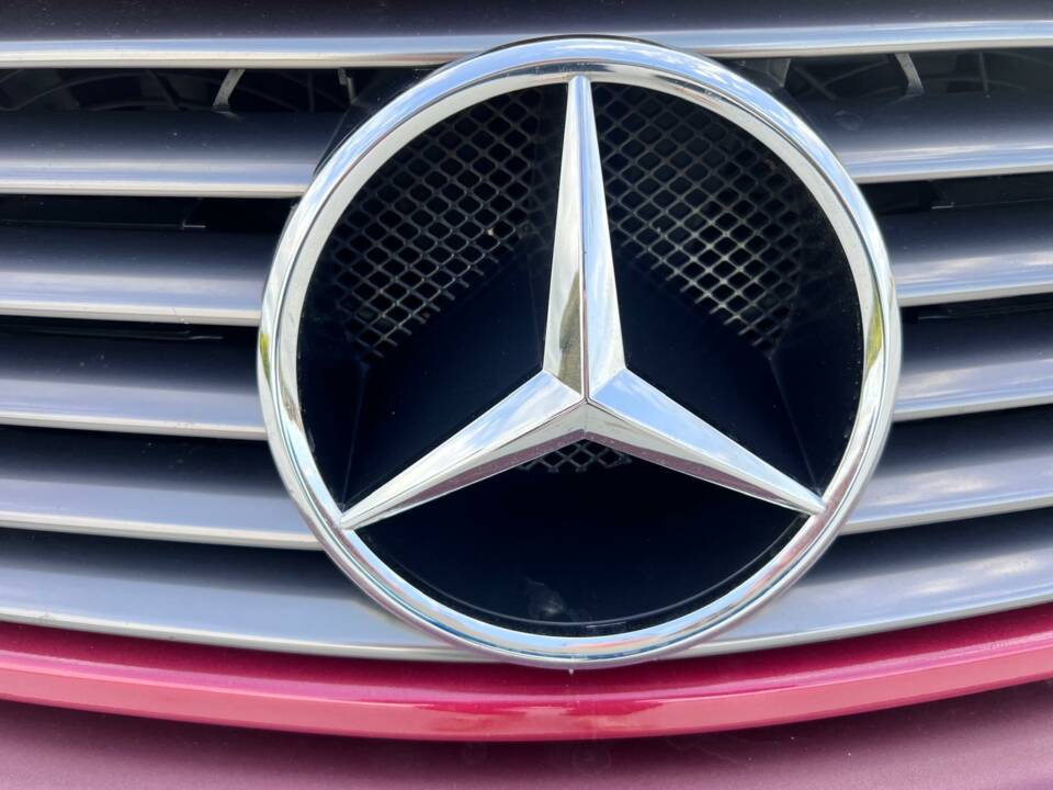 Image 16/30 of Mercedes-Benz 300 SL-24 (1992)