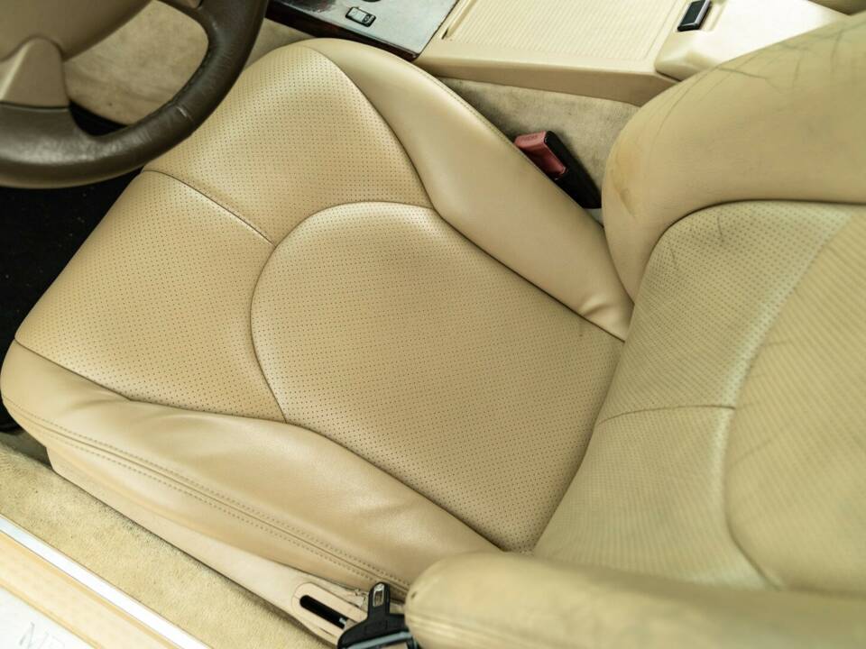 Image 41/50 de Mercedes-Benz SL 500 (1998)