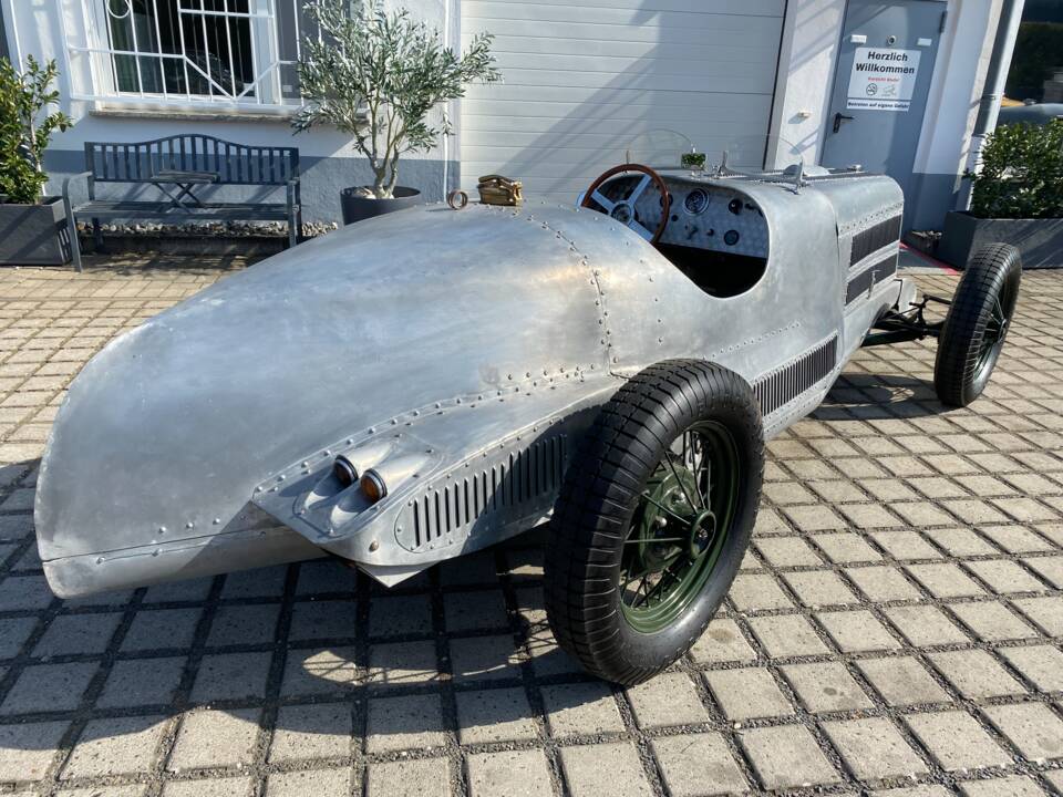 Image 2/20 of Ford V8 Modell 18 (1932)