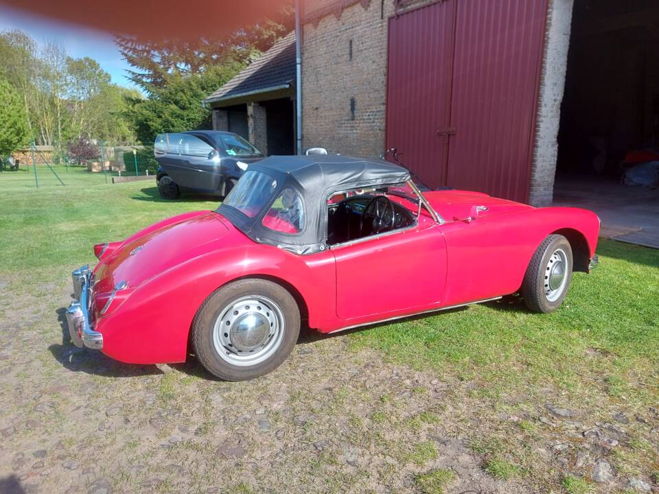 Immagine 32/47 di MG MGA 1500 (1957)
