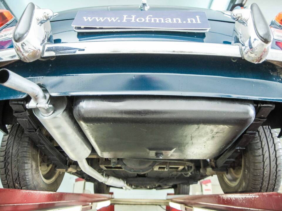 Imagen 50/50 de MG MGB GT (1972)