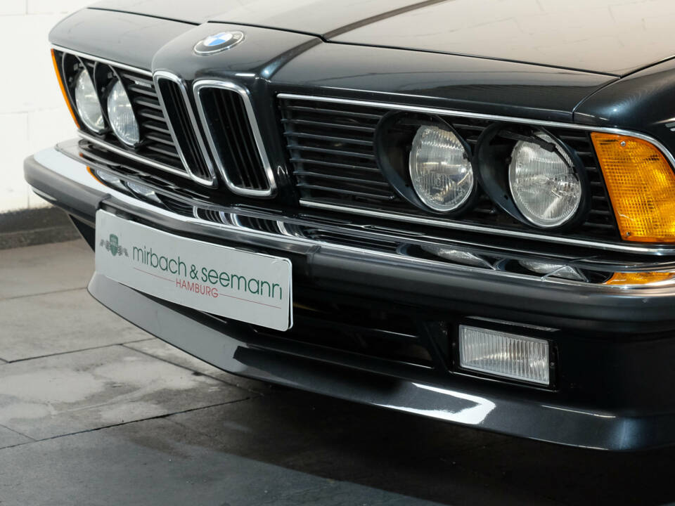 Image 15/18 de BMW 635 CSi (1986)