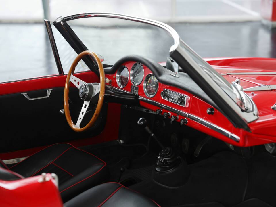Image 29/50 of Alfa Romeo Giulietta Spider (1962)