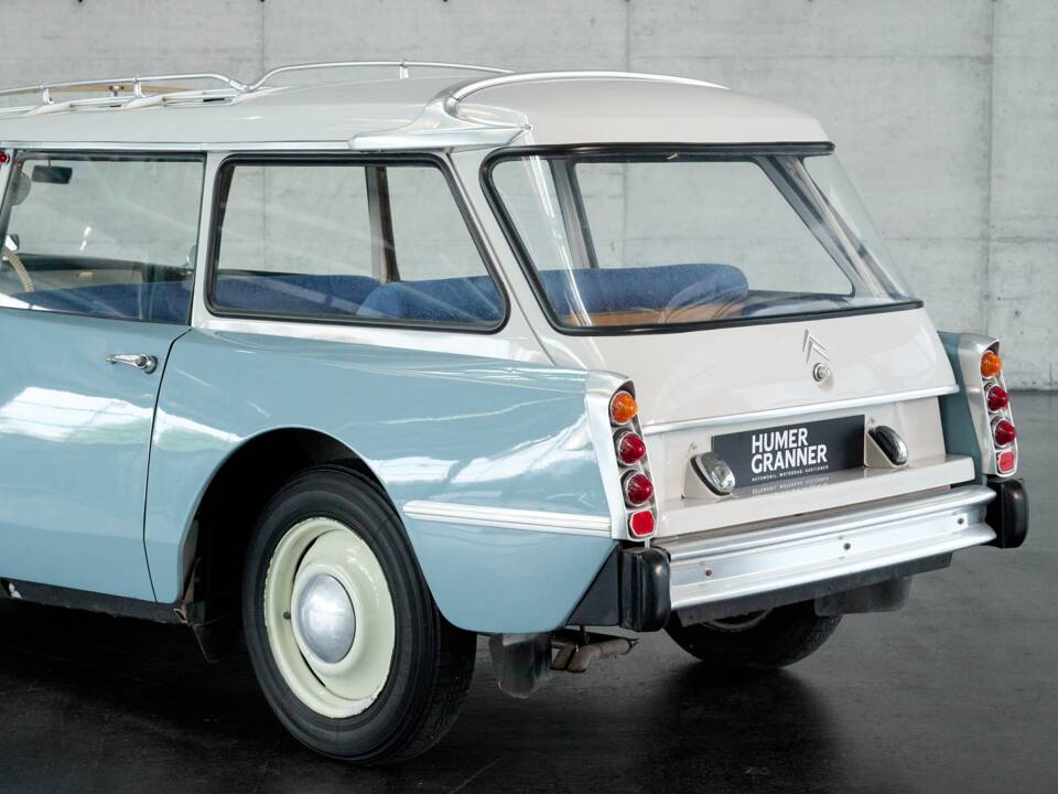 Bild 16/50 von Citroën ID 19 Break (1960)