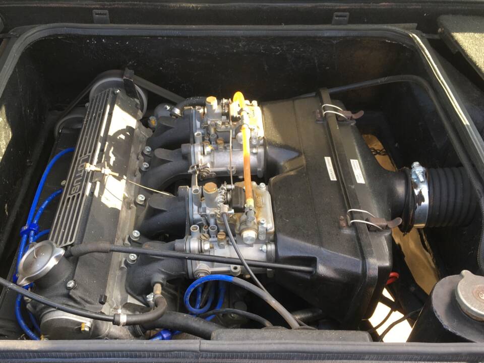 Image 30/46 of Lotus Esprit (1985)