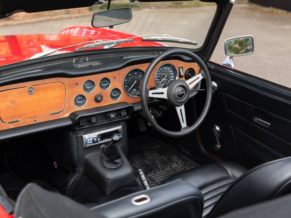 Immagine 25/50 di Triumph TR 6 (1975)