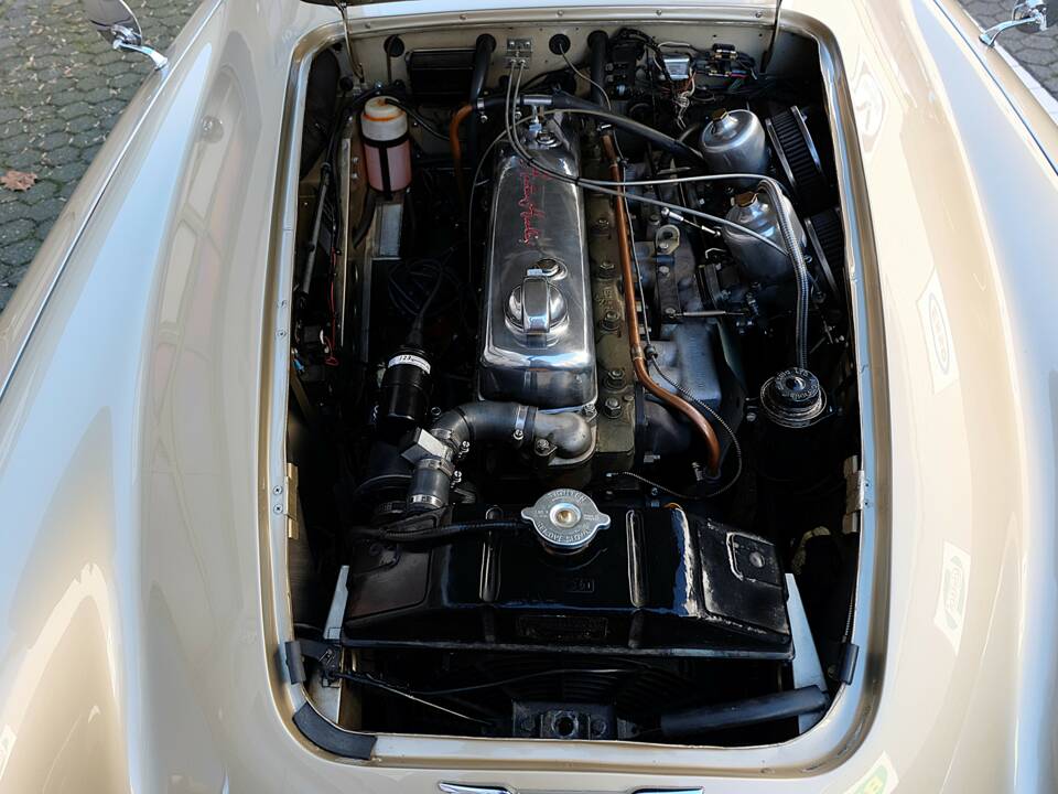 Image 63/68 of Austin-Healey 3000 Mk III (BJ8) (1965)