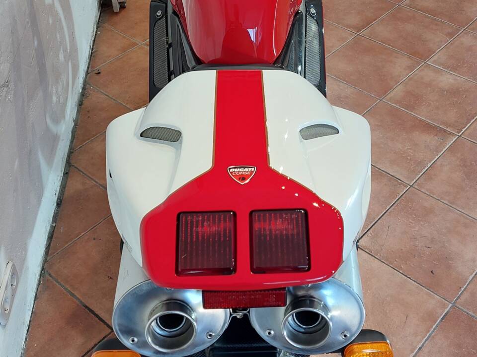 Afbeelding 14/40 van Ducati 996 R (2001)