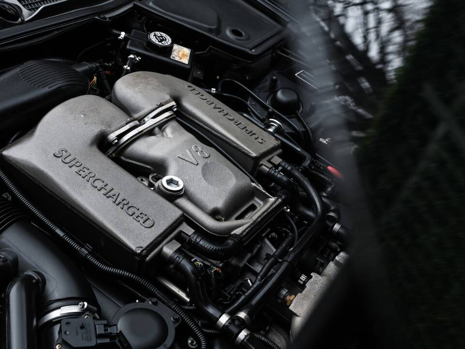 Imagen 41/42 de Jaguar XKR (2003)