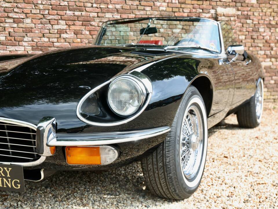 Afbeelding 42/50 van Jaguar E-Type V12 (1974)