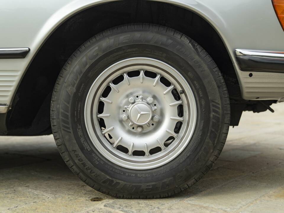 Image 26/50 of Mercedes-Benz 450 SL (1973)