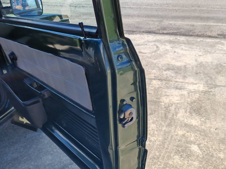 Bild 42/44 von FIAT Panda 4x4 1,0 (1990)