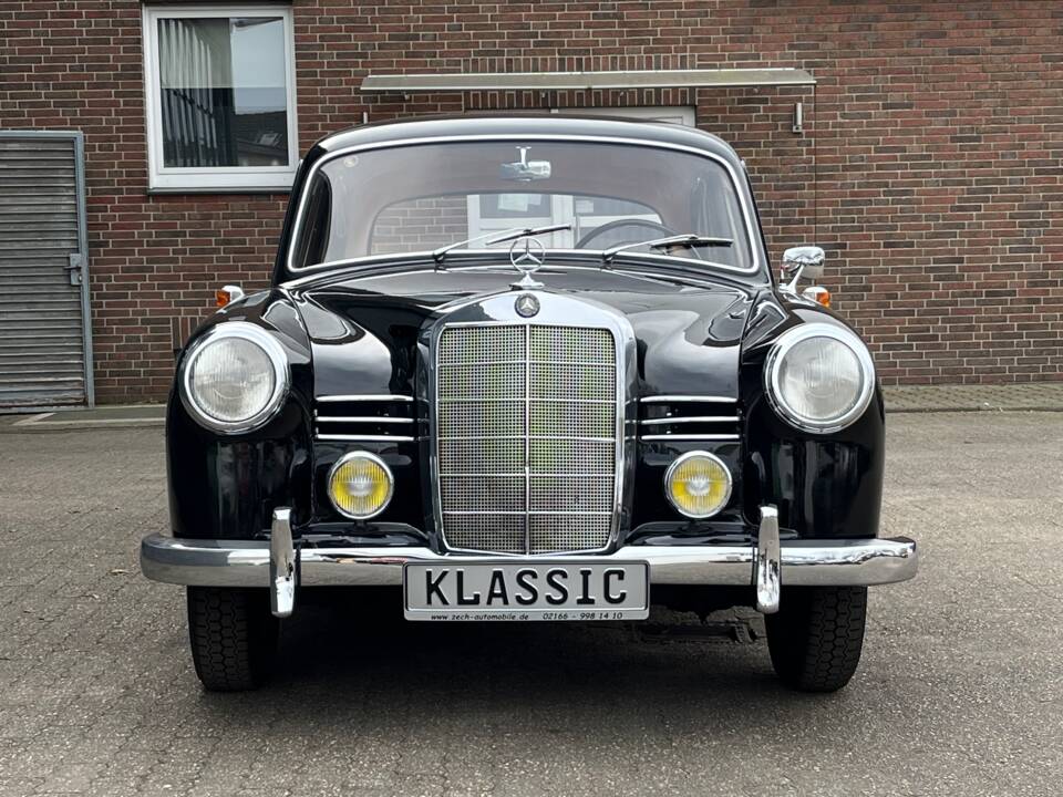 Imagen 4/52 de Mercedes-Benz 180 (1954)