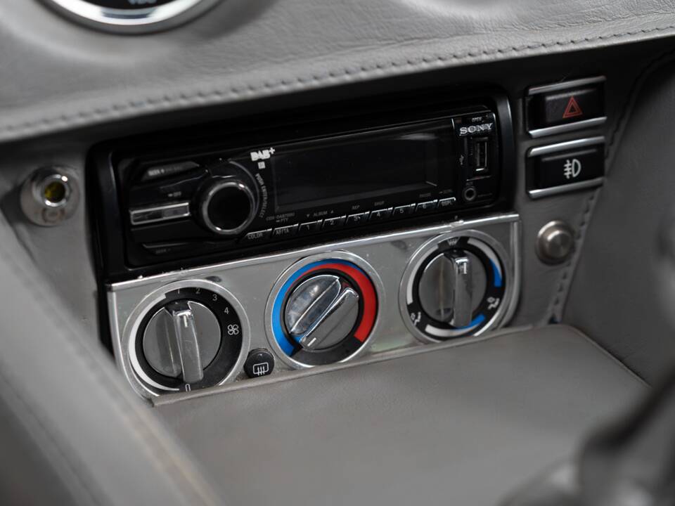 Image 23/29 of Wiesmann Roadster MF28 (1999)