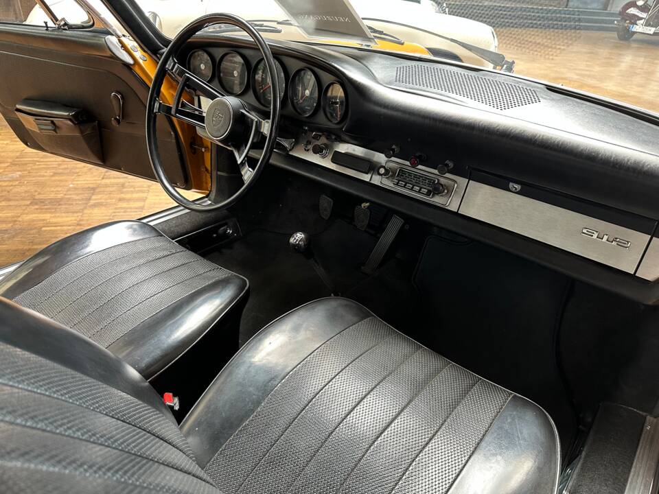 Image 16/25 of Porsche 912 (1967)